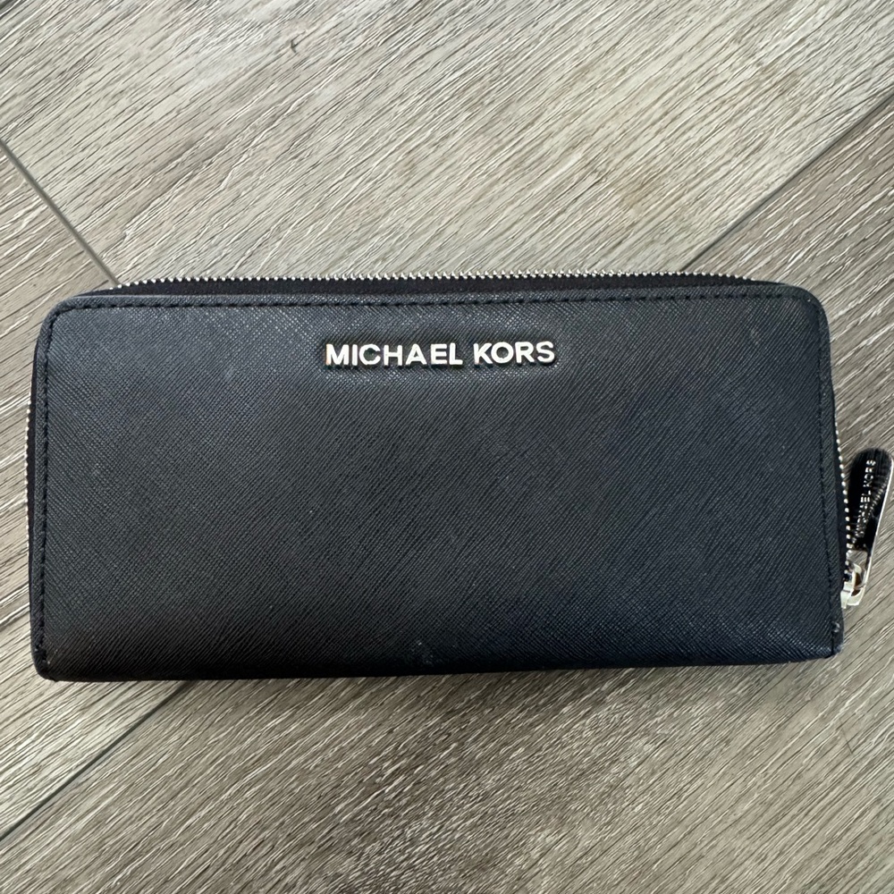 Michael Kors Black Saffiano Zip Wallet with Silver Logo